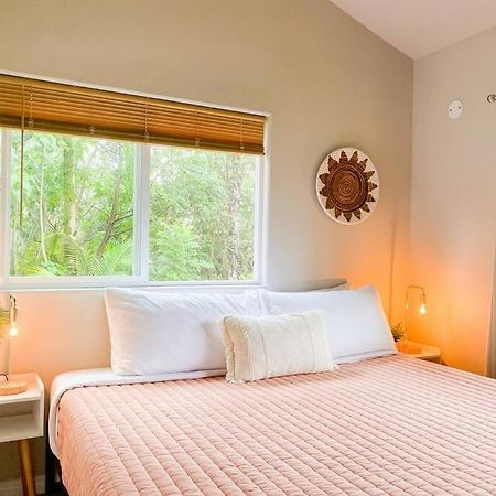 Ferienwohnung Hibiscus Hale, Full Kitchen, King Bed, Parking Keaau Exterior foto