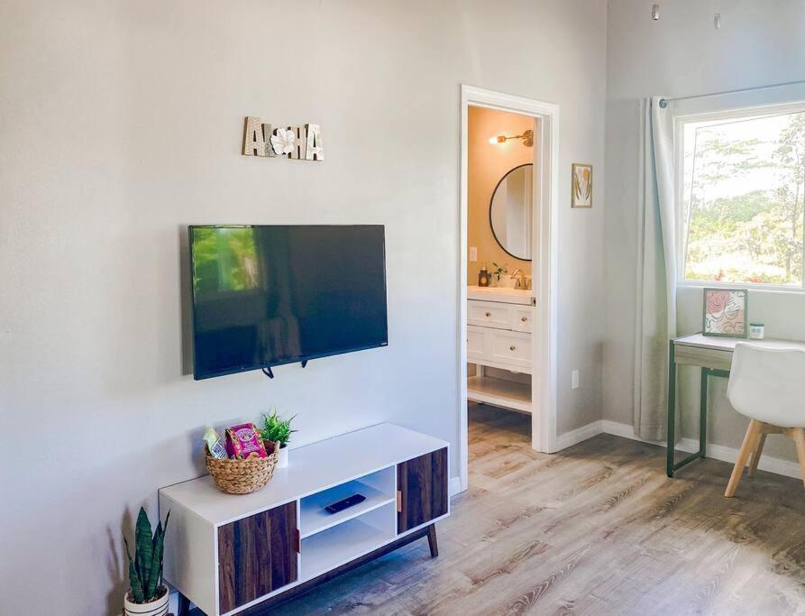 Ferienwohnung Hibiscus Hale, Full Kitchen, King Bed, Parking Keaau Exterior foto